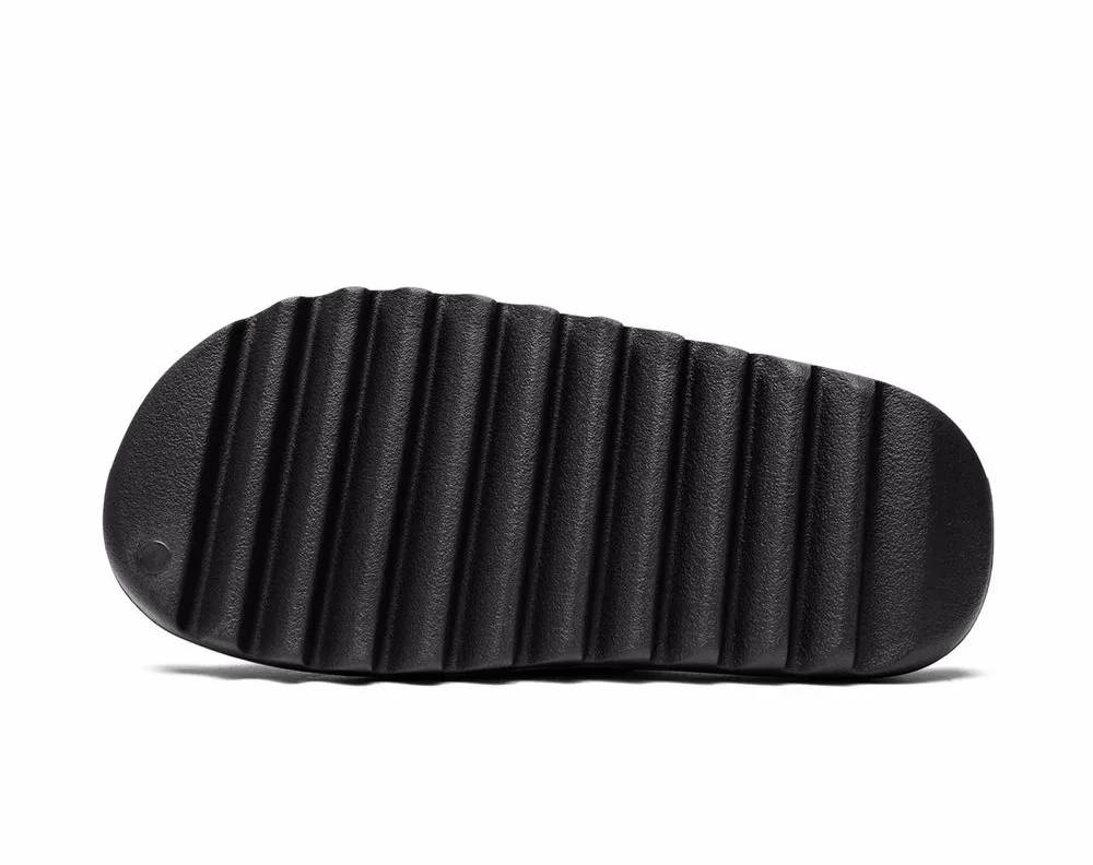 YEZY Slides | 'Black'