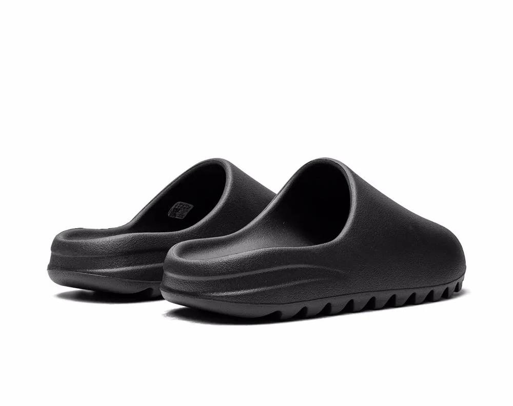 YEZY Slides | 'Black'