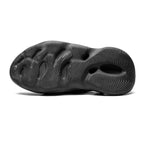 YEZY Runners | 'Black'