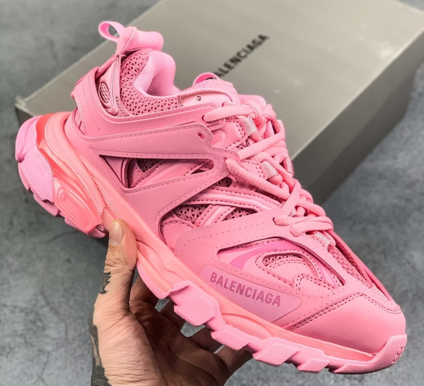 CIAGA Track | 'Pink'